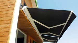 extendable awning